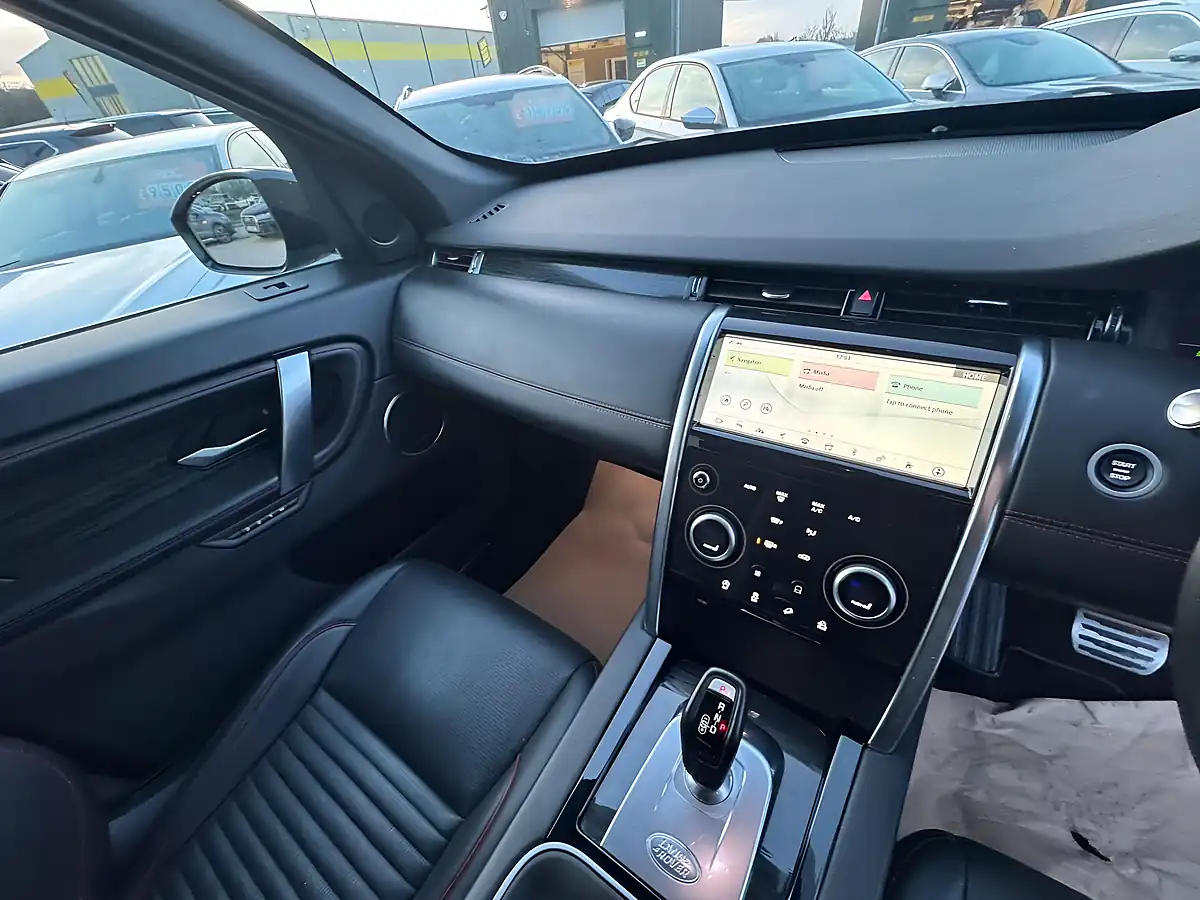 Used 2019 Land Rover Discovery Sport R-Dynamic Hse Black - Interior and Exterior details 13