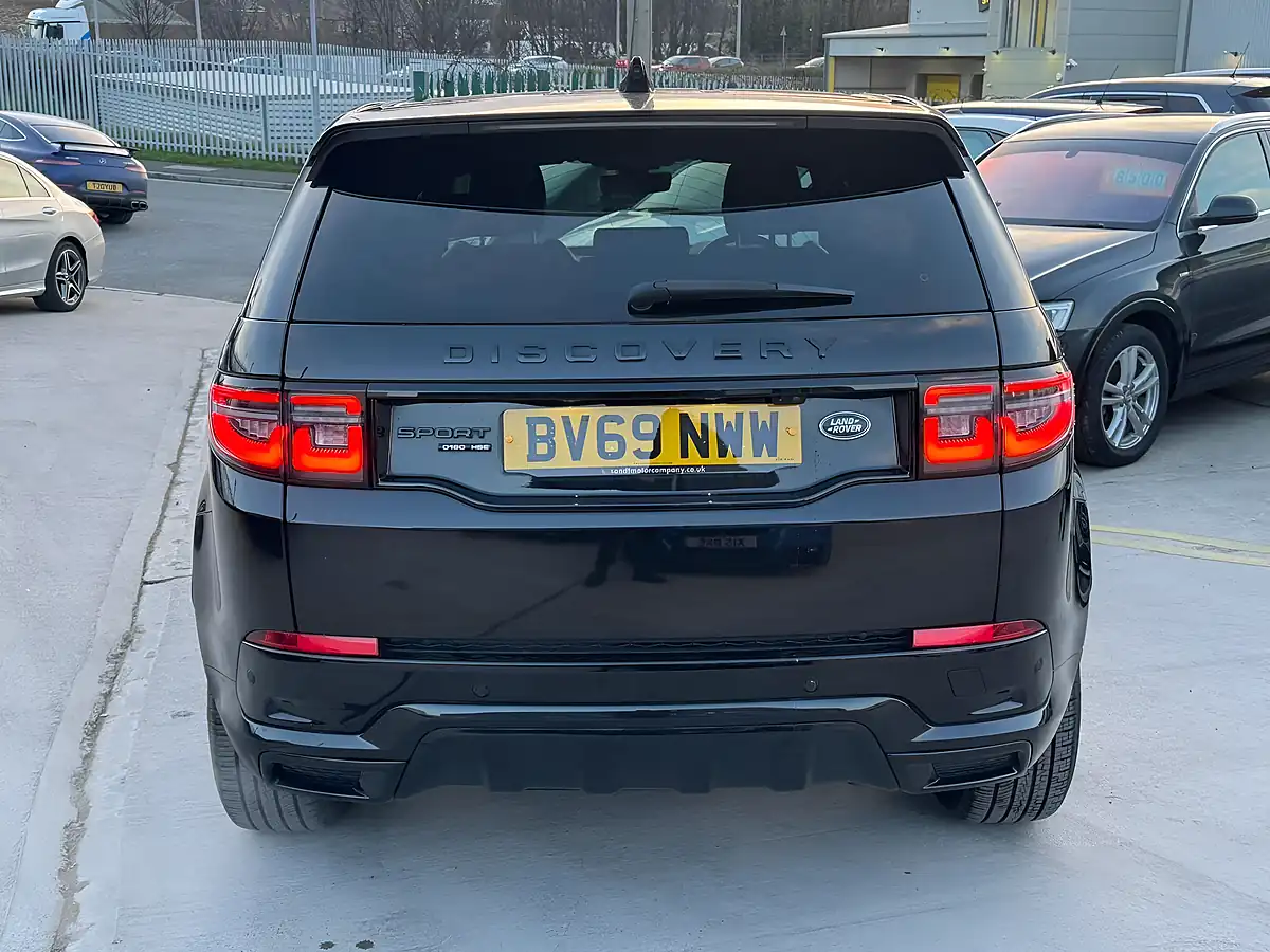 Used 2019 Land Rover Discovery Sport R-Dynamic Hse Black - Interior and Exterior details 9