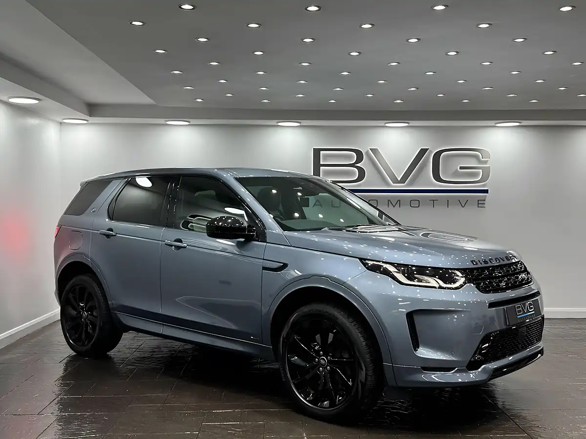 Used 2019 Land Rover Discovery Sport R-Dynamic Hse Blue - Front View