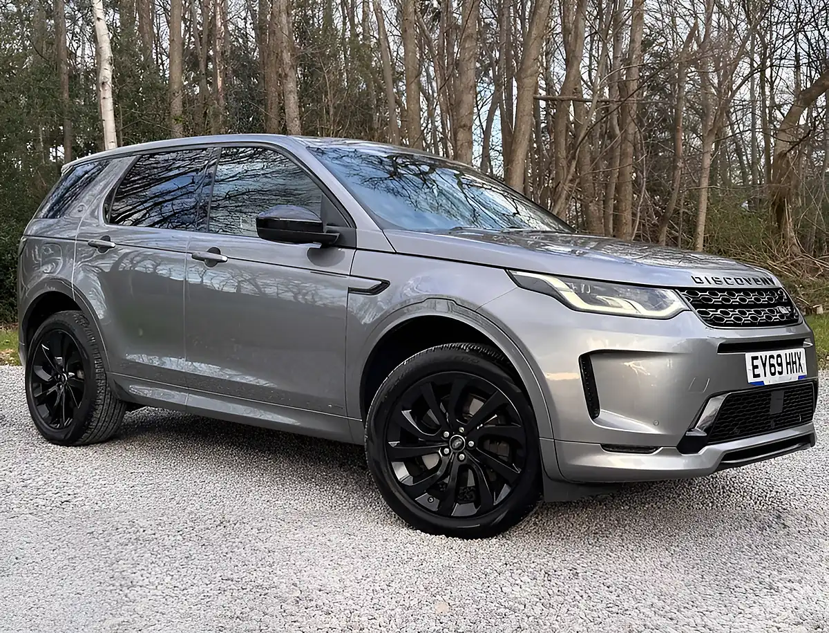 Used 2019 Land Rover Discovery Sport R-Dynamic Hse Eiger Grey - Front View