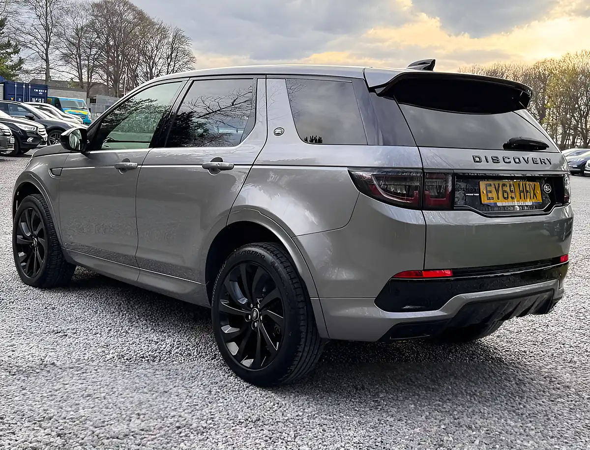 Used 2019 Land Rover Discovery Sport R-Dynamic Hse Eiger Grey - Interior and Exterior details 5