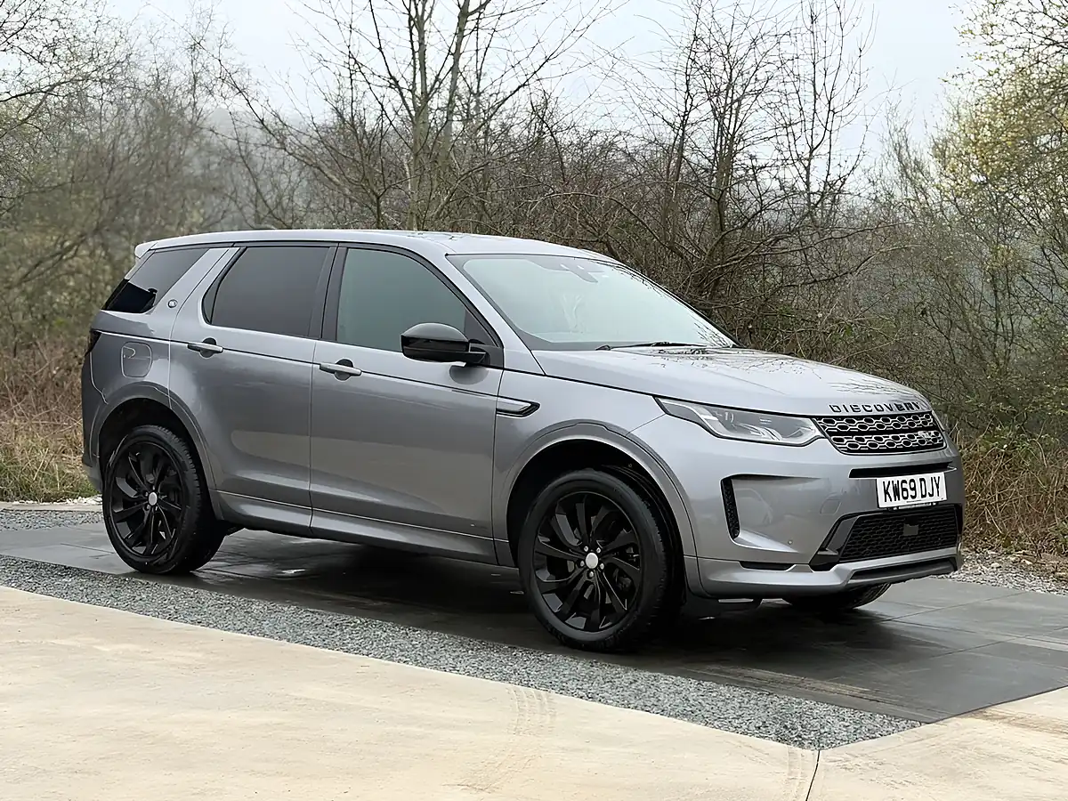 Used 2019 Land Rover Discovery Sport R-Dynamic Hse Grey - Interior and Exterior details 5