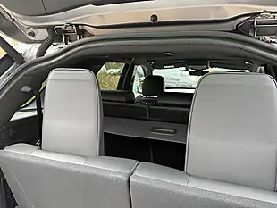Used 2019 Land Rover Discovery Sport R-Dynamic Hse Grey - Interior and Exterior details 8