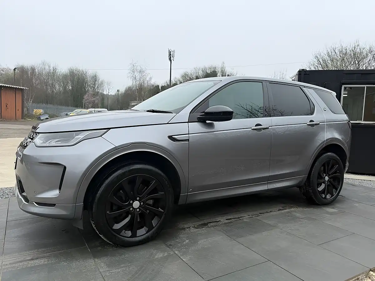 Used 2019 Land Rover Discovery Sport R-Dynamic Hse Grey - Interior and Exterior details 9