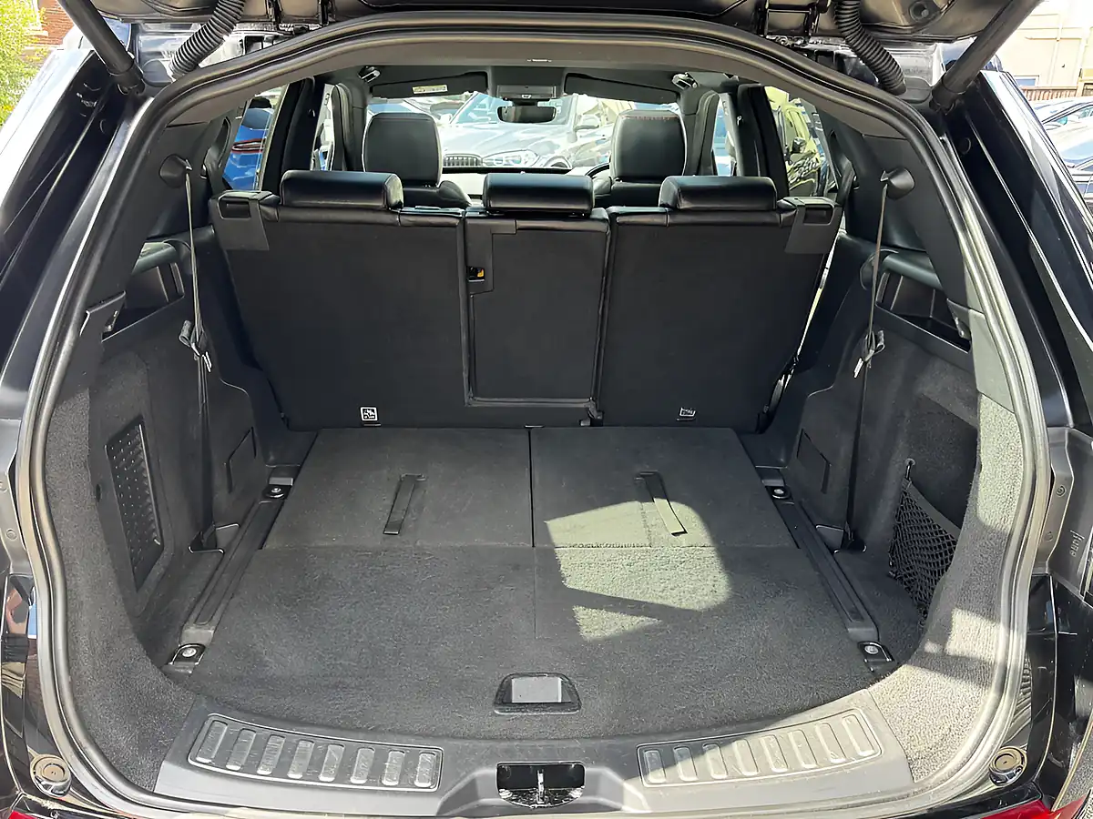 Used 2019 Land Rover Discovery Sport R-Dynamic S Black - Interior and Exterior details 18