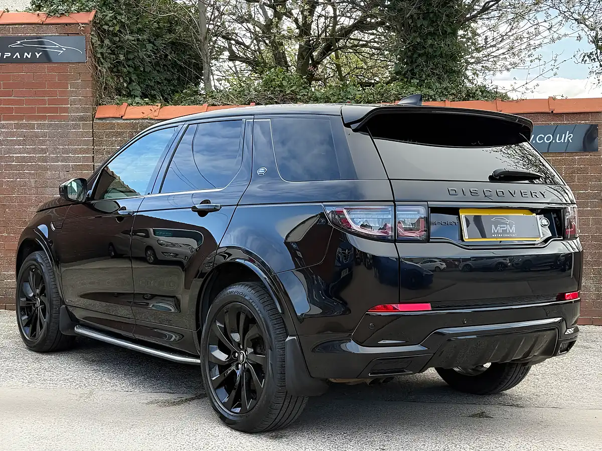Used 2019 Land Rover Discovery Sport R-Dynamic Se Black - Interior and Exterior details 6