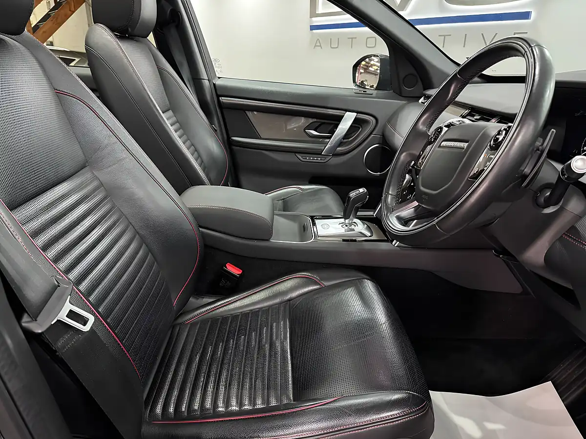 Used 2019 Land Rover Discovery Sport R-Dynamic Se Blue - Interior and Exterior details 13