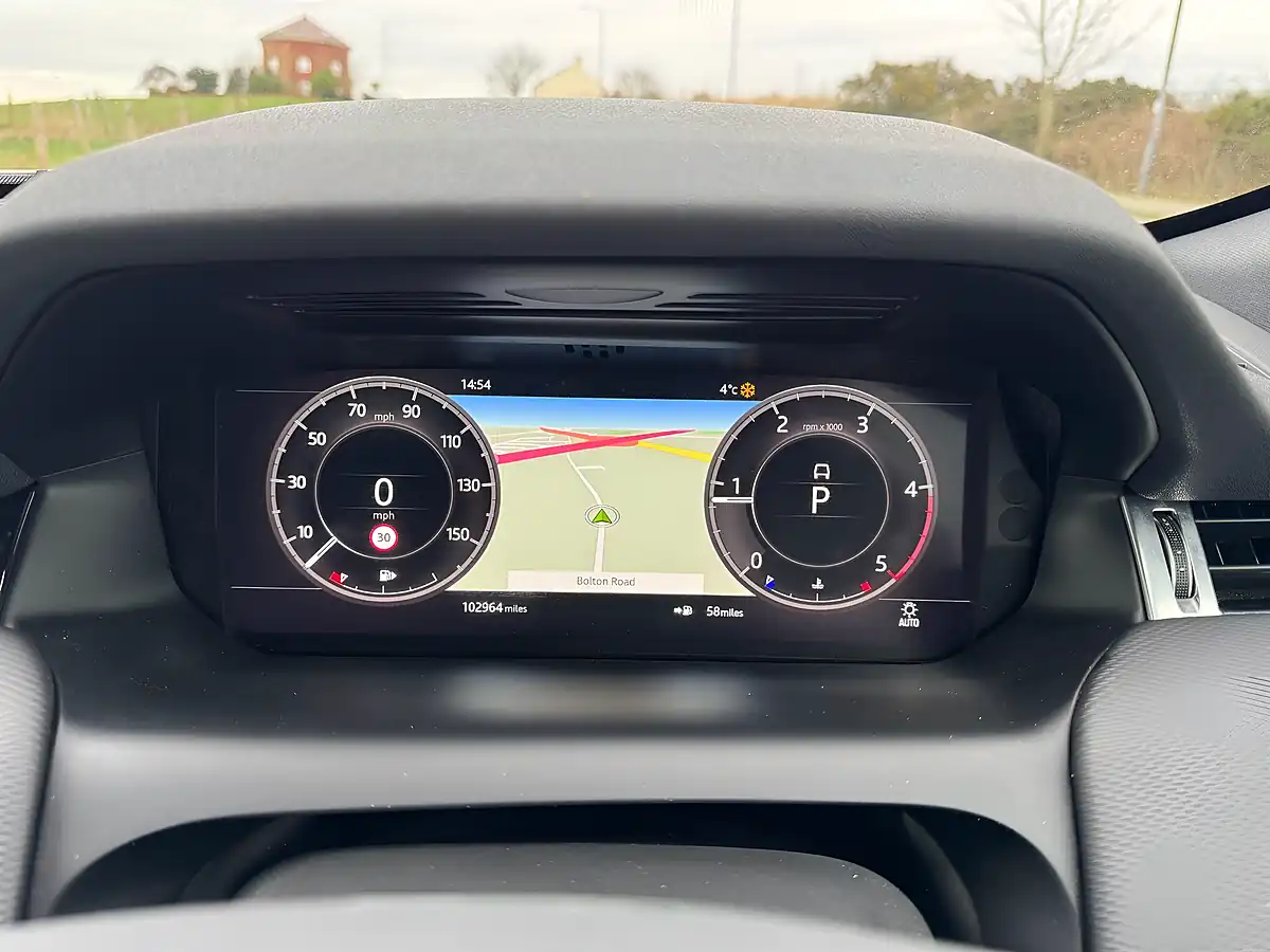 Used 2019 Land Rover Discovery Sport R-Dynamic Se Corris Grey - Interior and Exterior details 15