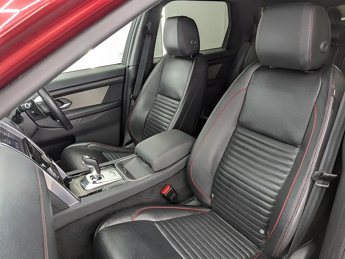 Used 2019 Land Rover Discovery Sport R-Dynamic Se Firenze Red - Interior and Exterior details 17