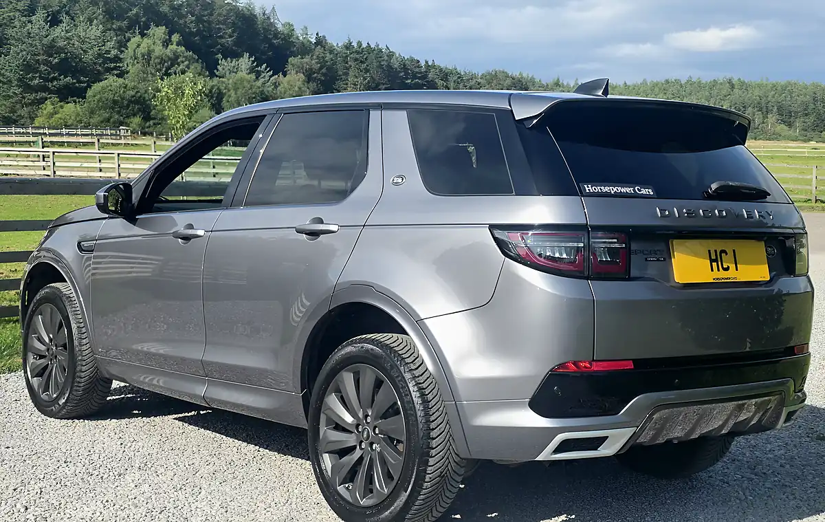 Used 2019 Land Rover Discovery Sport R-Dynamic Se Grey - Interior and Exterior details 3