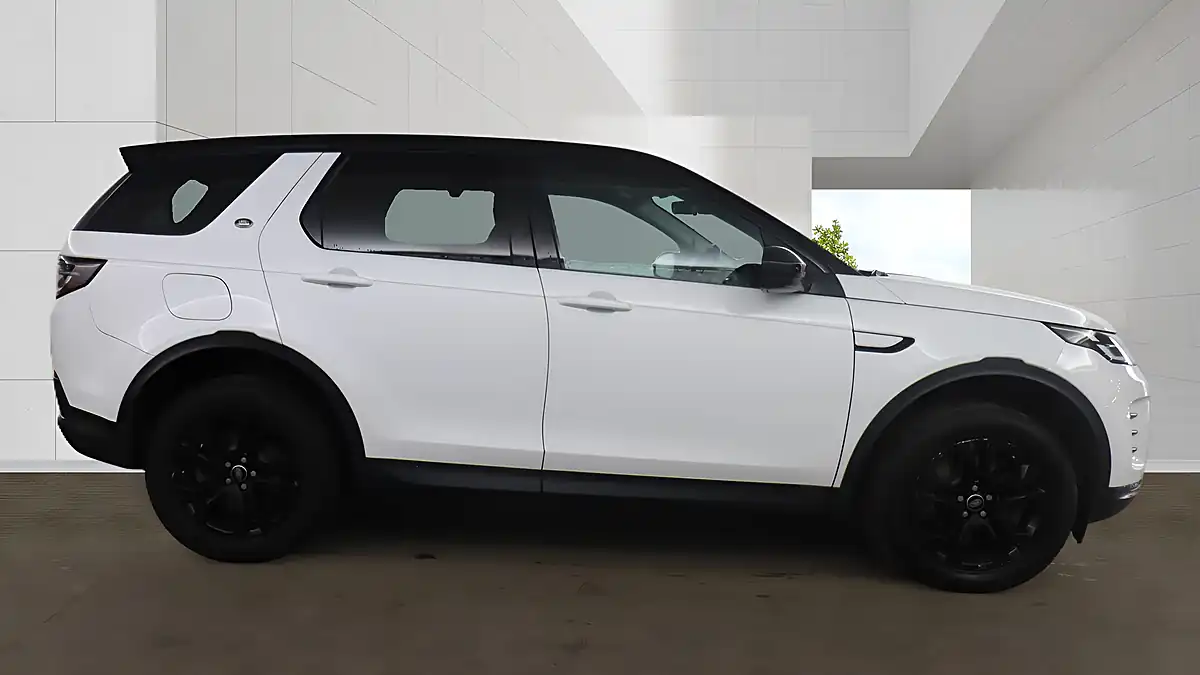 Used 2019 Land Rover Discovery Sport S White - Interior and Exterior details 7