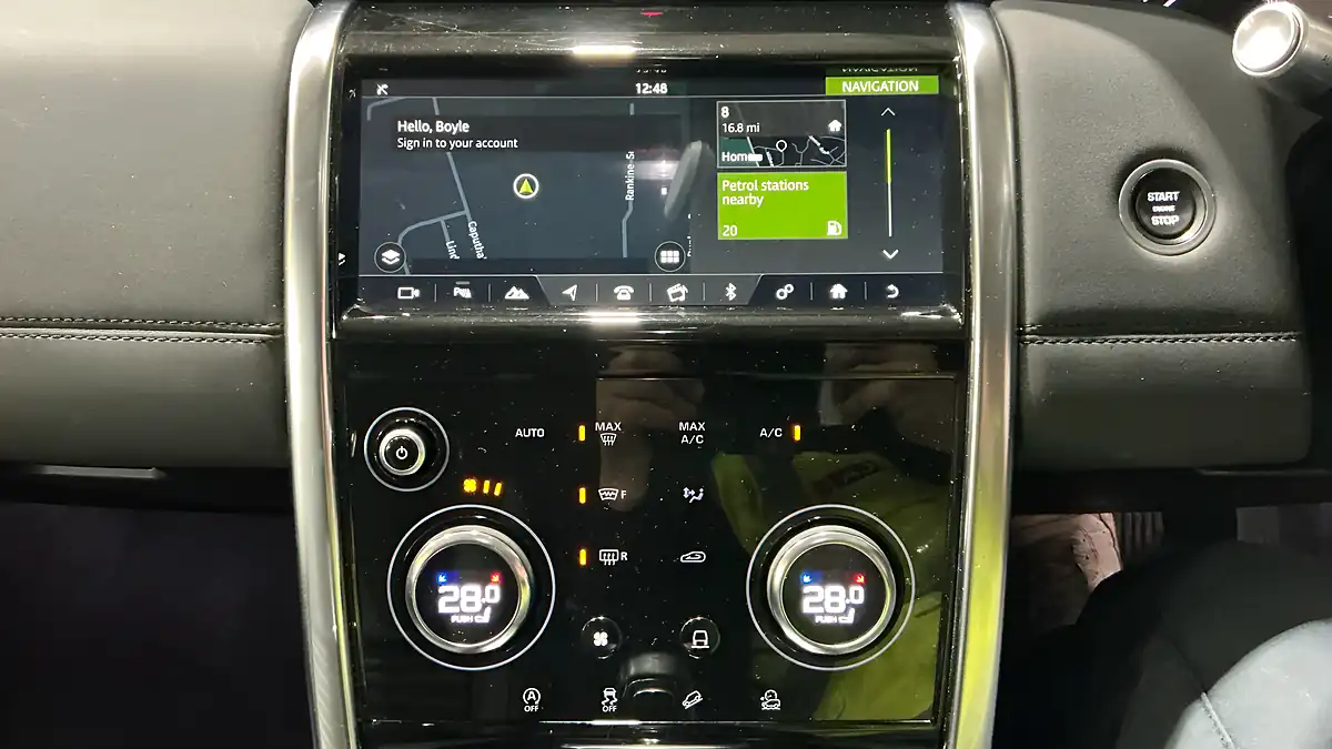 Used 2019 Land Rover Discovery Sport S White - Interior and Exterior details 9