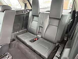 Used 2019 Land Rover Discovery Sport Se Black - Interior and Exterior details 17