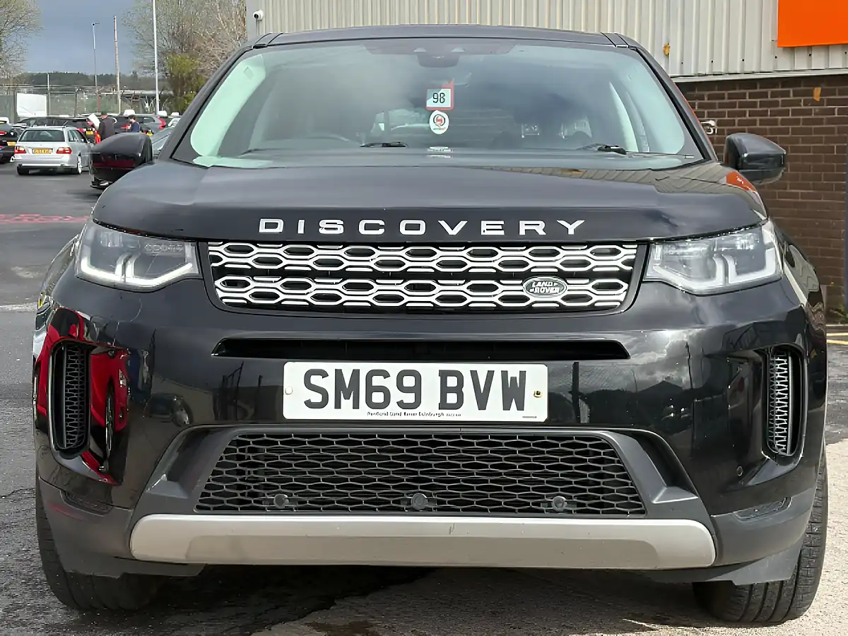 Used 2019 Land Rover Discovery Sport Se Black - Interior and Exterior details 5