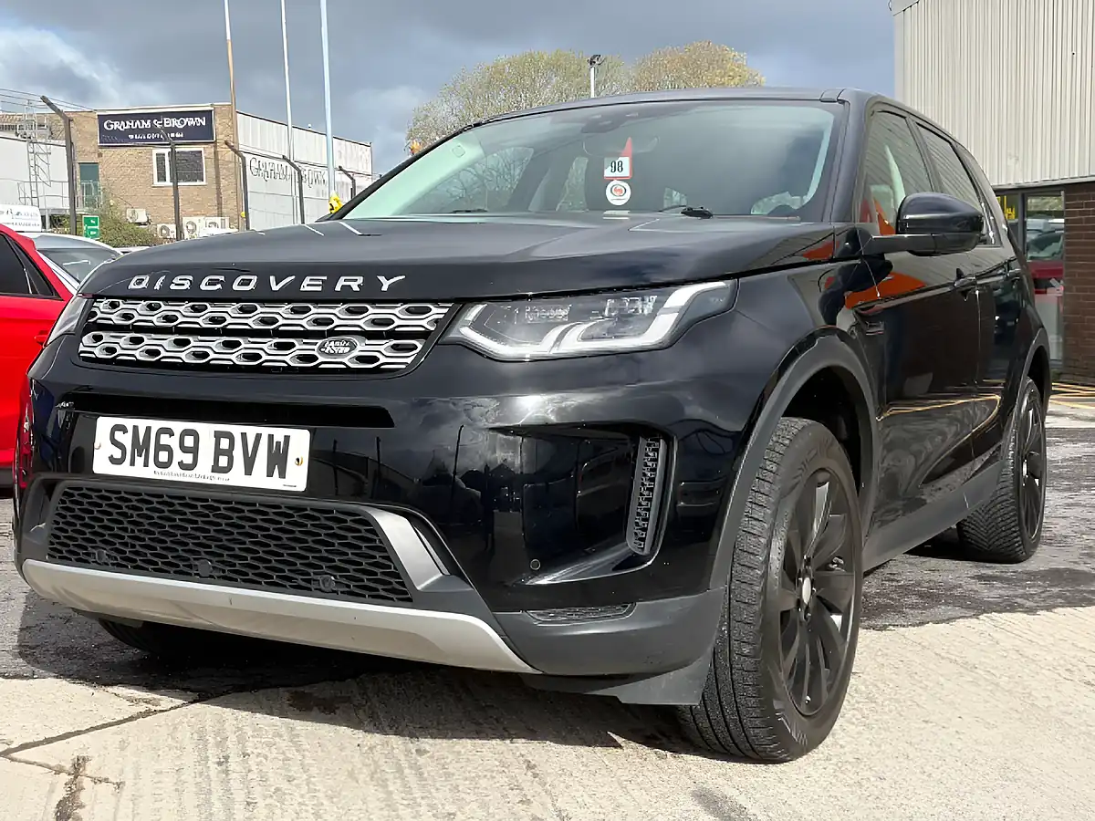 Used 2019 Land Rover Discovery Sport Se Black - Interior and Exterior details 8