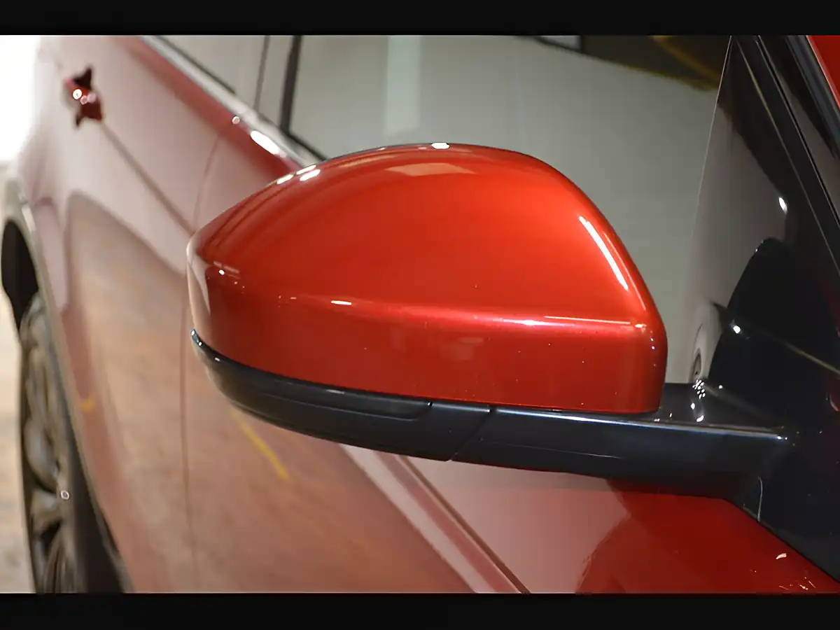 Used 2019 Land Rover Discovery Sport Se Firenze Red - Interior and Exterior details 17