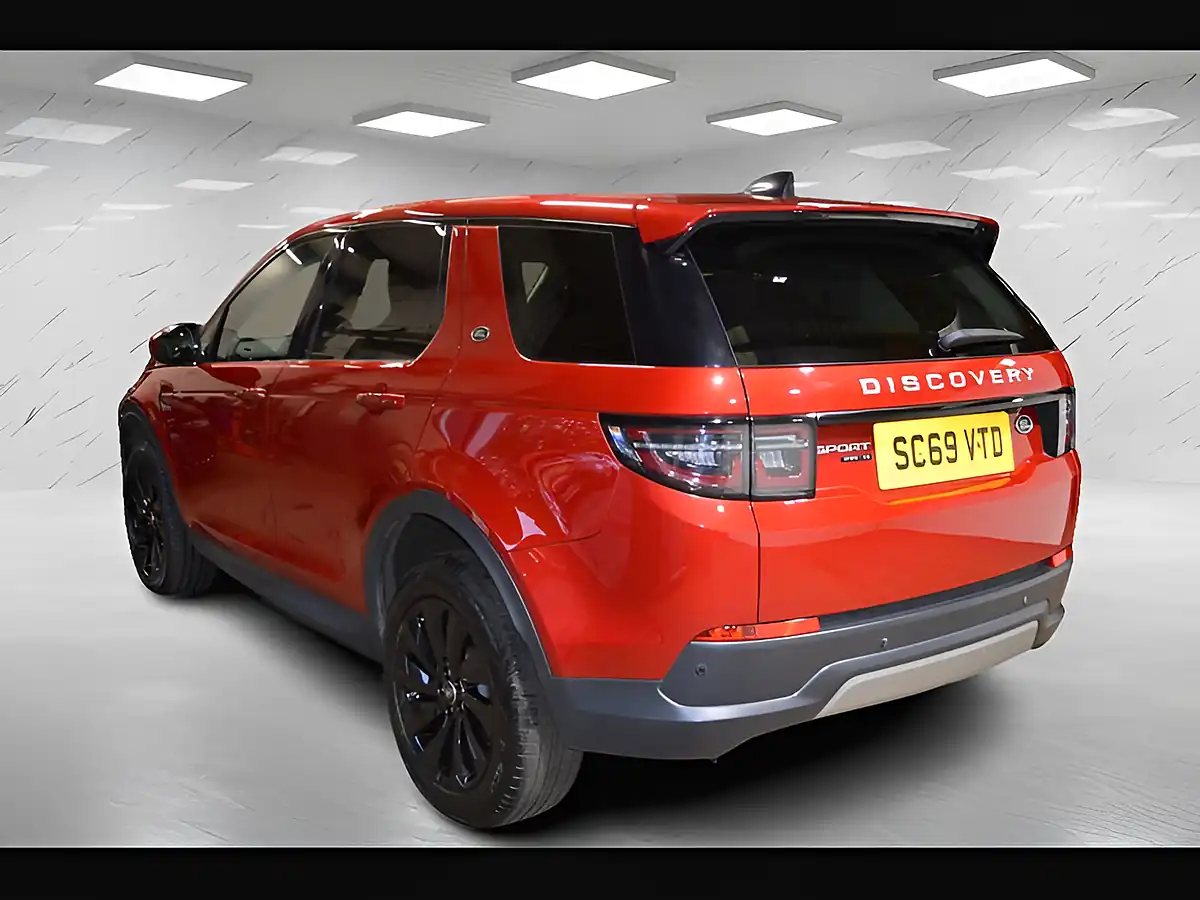 Used 2019 Land Rover Discovery Sport Se Firenze Red - Interior and Exterior details 7