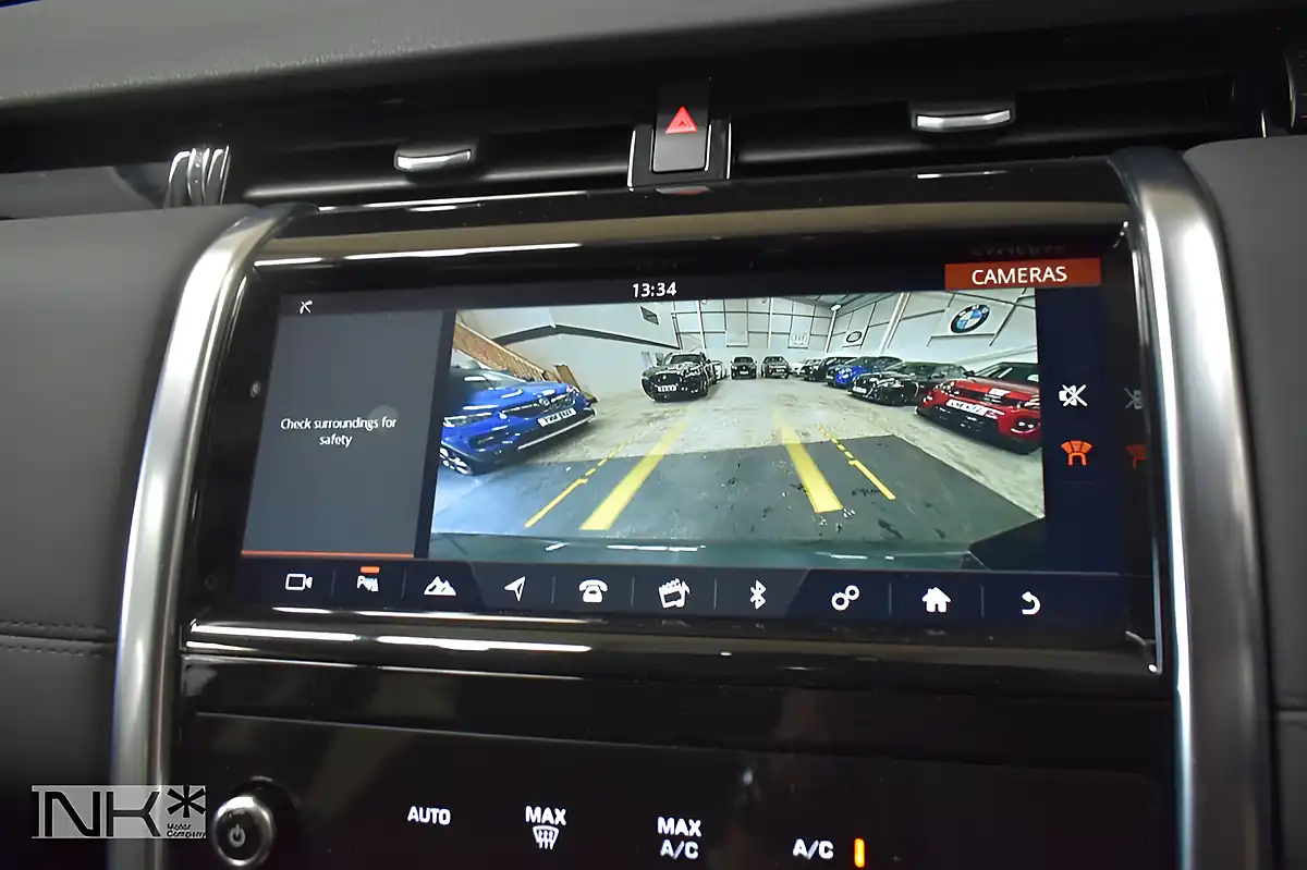 Used 2019 Land Rover Discovery Sport Se Grey - Interior and Exterior details 12
