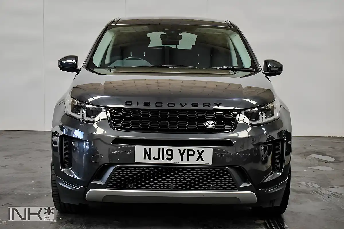 Used 2019 Land Rover Discovery Sport Se Grey - Interior and Exterior details 4