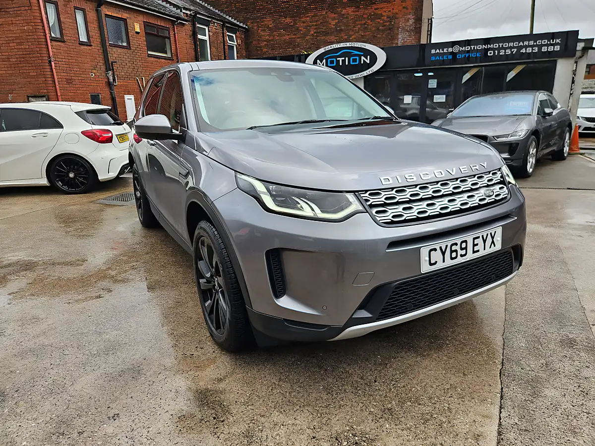 Used 2019 Land Rover Discovery Sport Se Grey - Interior and Exterior details 20