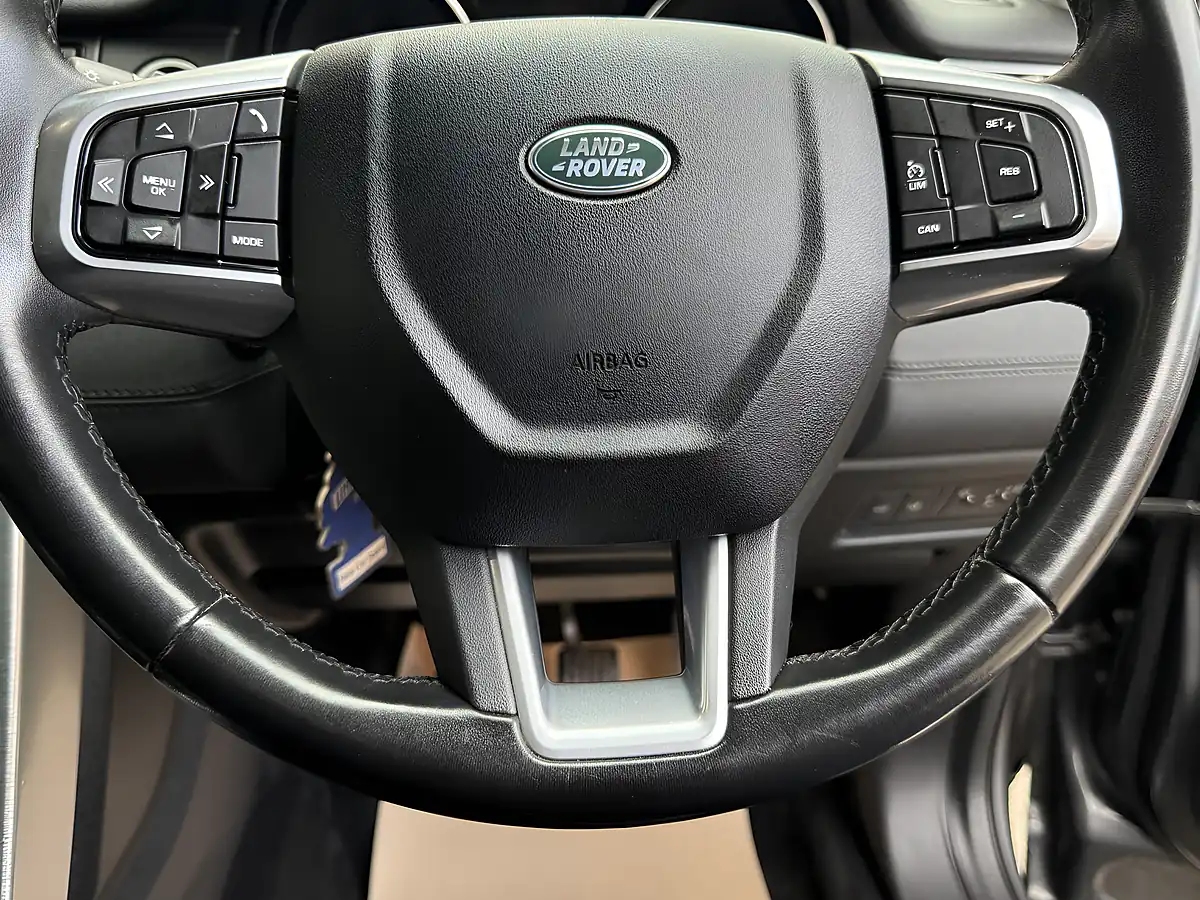 Used 2019 Land Rover Discovery Sport Se Grey - Interior and Exterior details 15