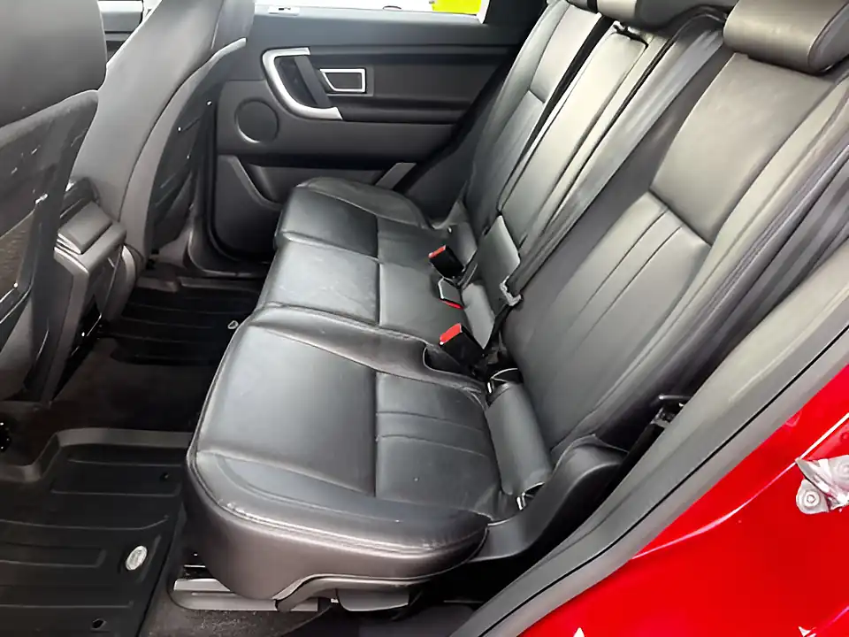 Used 2019 Land Rover Discovery Sport Se Red - Interior and Exterior details 16