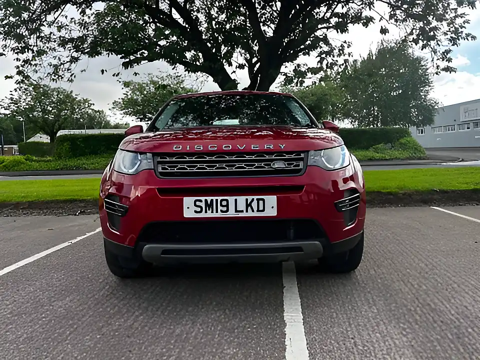 Used 2019 Land Rover Discovery Sport Se Red - Interior and Exterior details 4