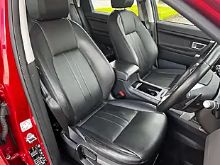 Used 2019 Land Rover Discovery Sport Se Red - Interior and Exterior details 7