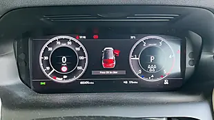 Used 2019 Land Rover Discovery Sport Se Red - Interior and Exterior details 9