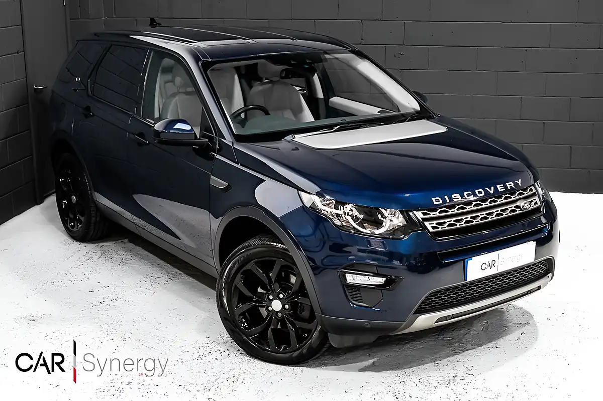 Used 2019 Land Rover Discovery Sport Se Tech Blue - Front View