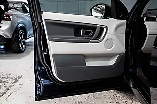 Used 2019 Land Rover Discovery Sport Se Tech Blue - Interior and Exterior details 12