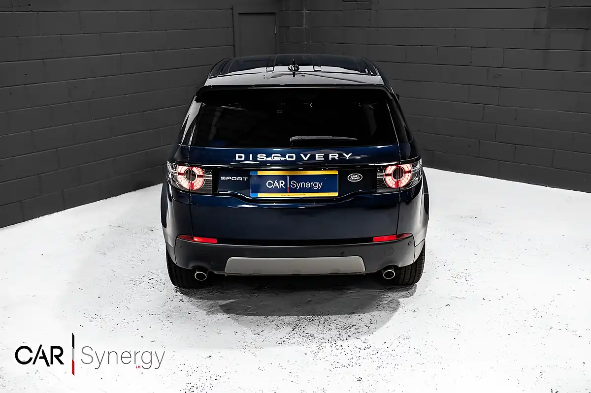 Used 2019 Land Rover Discovery Sport Se Tech Blue - Interior and Exterior details 6