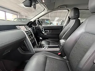 Used 2019 Land Rover Discovery Sport Se Tech Grey - Interior and Exterior details 16