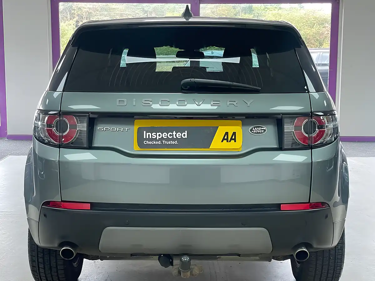 Used 2019 Land Rover Discovery Sport Se Tech Grey - Interior and Exterior details 7
