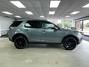 Used 2019 Land Rover Discovery Sport Se Tech Grey - Interior and Exterior details 9