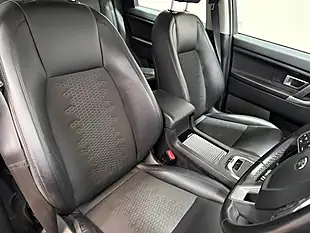 Used 2019 Land Rover Discovery Sport Se Tech Santorini Black - Interior and Exterior details 12