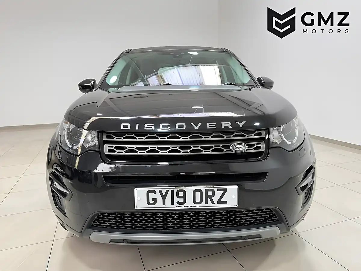 Used 2019 Land Rover Discovery Sport Se Tech Santorini Black - Interior and Exterior details 2