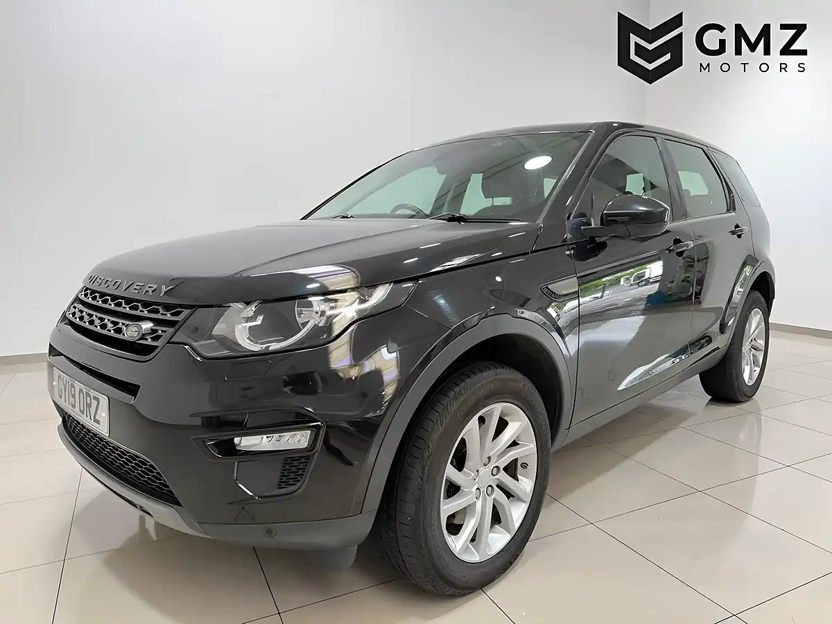 Used 2019 Land Rover Discovery Sport Se Tech Santorini Black - Interior and Exterior details 3