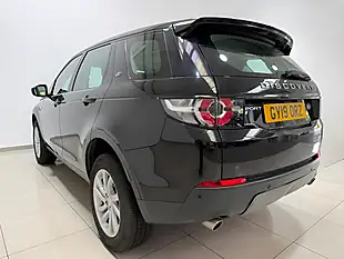 Used 2019 Land Rover Discovery Sport Se Tech Santorini Black - Interior and Exterior details 6