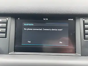 Used 2019 Land Rover Discovery Sport Se Tech White - Interior and Exterior details 17