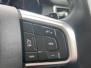 Used 2019 Land Rover Discovery Sport Se Tech White - Interior and Exterior details 20