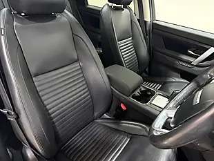 Used 2019 Land Rover Discovery Sport Se White - Interior and Exterior details 10