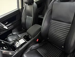Used 2019 Land Rover Discovery Sport Se White - Interior and Exterior details 11