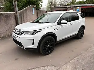 Used 2019 Land Rover Discovery Sport Se White - Interior and Exterior details 5