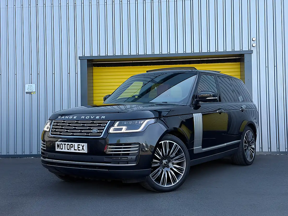 Used 2019 Land Rover Range Rover Autobiography Black - Front View