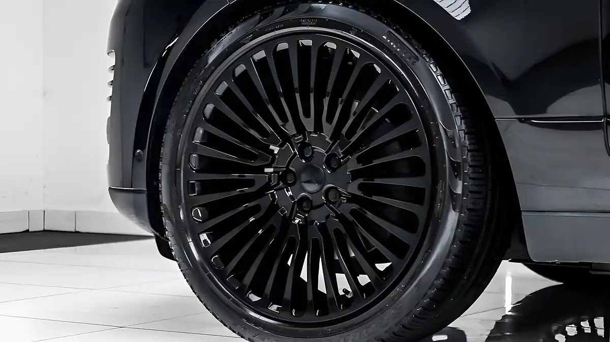 Used 2019 Land Rover Range Rover Autobiography Black - Interior and Exterior details 11