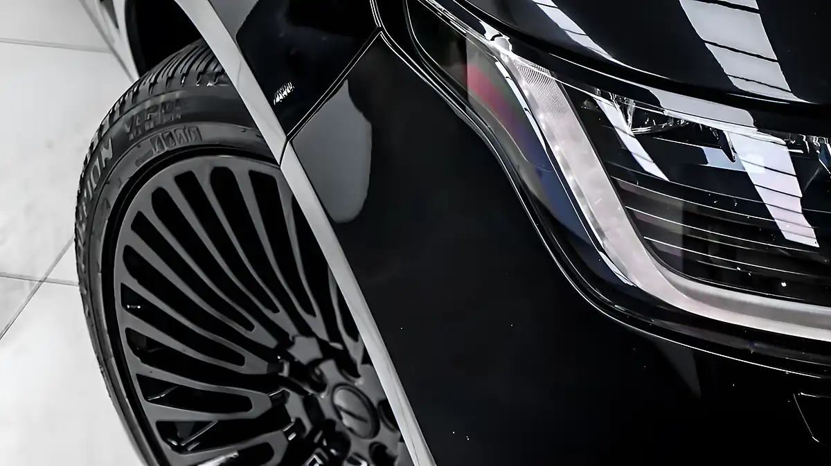 Used 2019 Land Rover Range Rover Autobiography Black - Interior and Exterior details 6