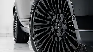 Used 2019 Land Rover Range Rover Autobiography Black - Interior and Exterior details 7