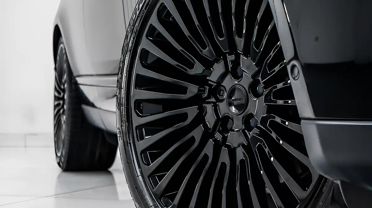Used 2019 Land Rover Range Rover Autobiography Black - Interior and Exterior details 7