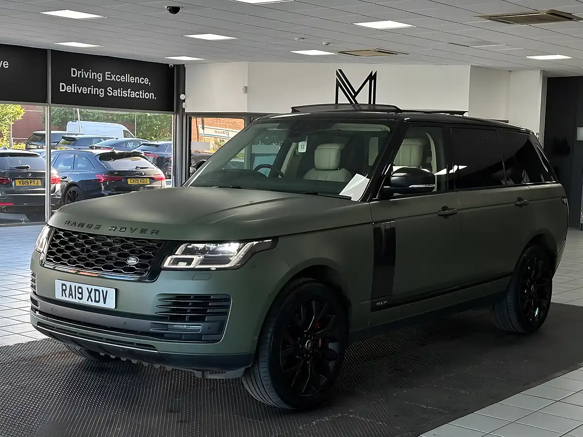 Used 2019 Land Rover Range Rover Autobiography Blue - Interior and Exterior details 5